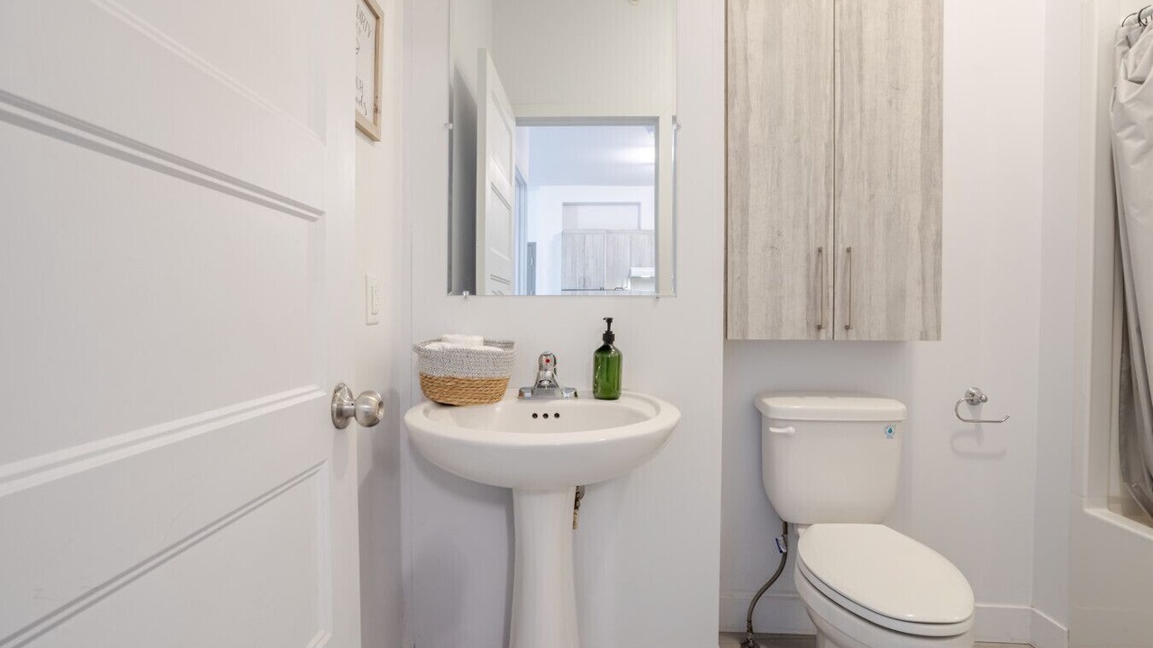 Photo of Bathroom in Griffintown