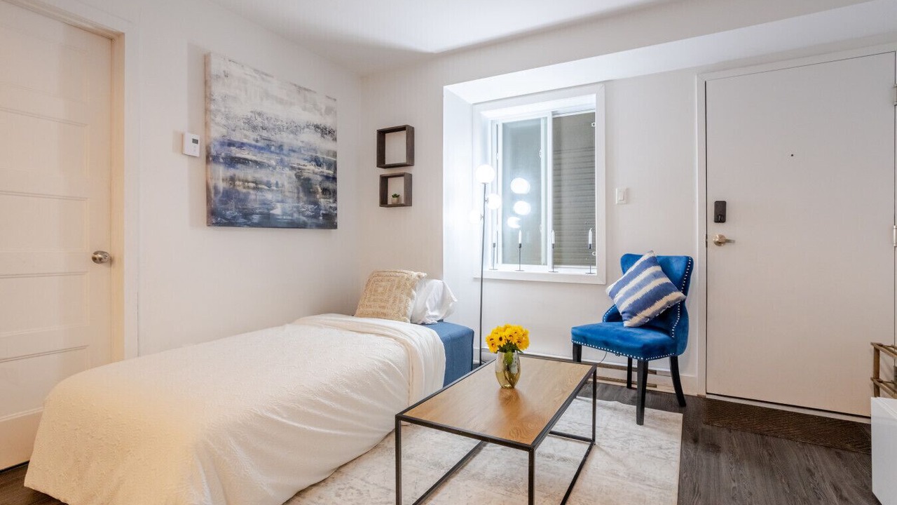Photo of Bedroom in Griffintown