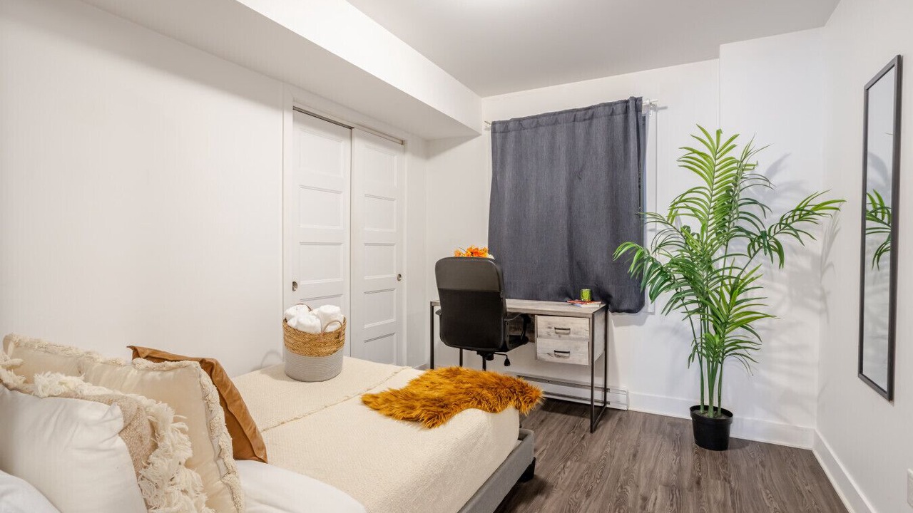 Photo of Bedroom in Griffintown
