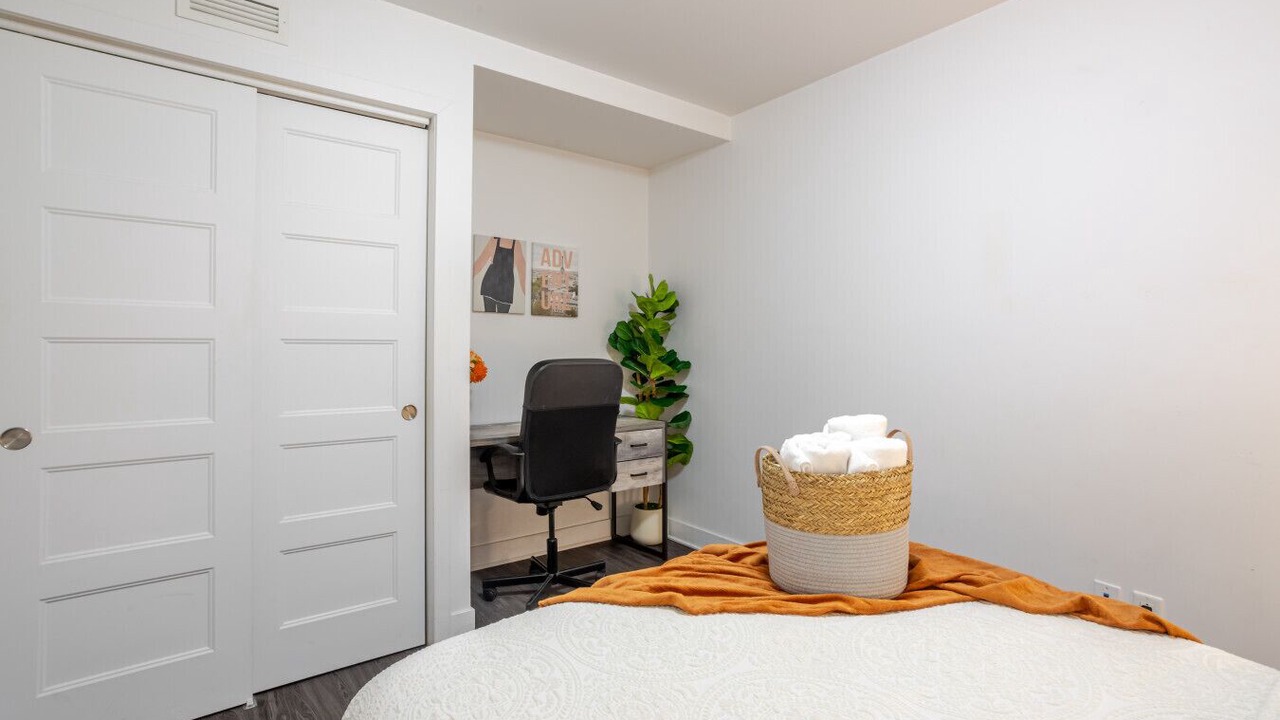 Photo of Bedroom in Griffintown