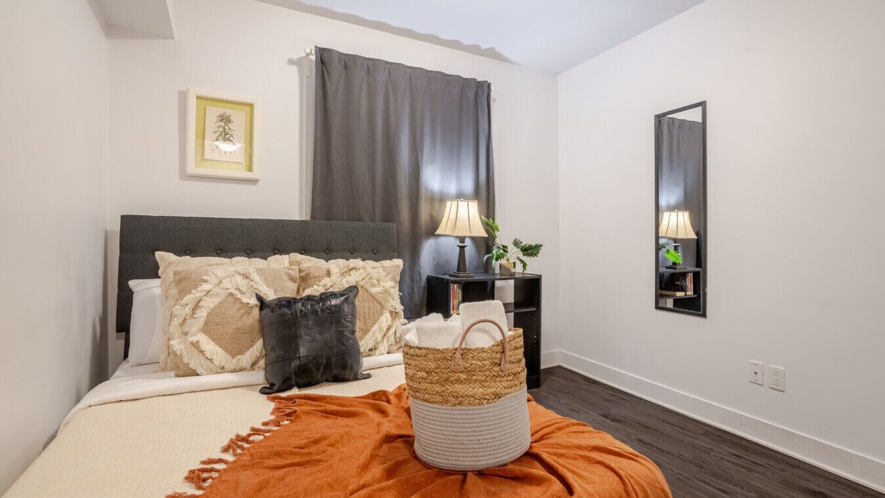 Photo of Bedroom in Griffintown