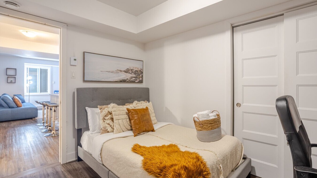 Photo of Bedroom in Griffintown