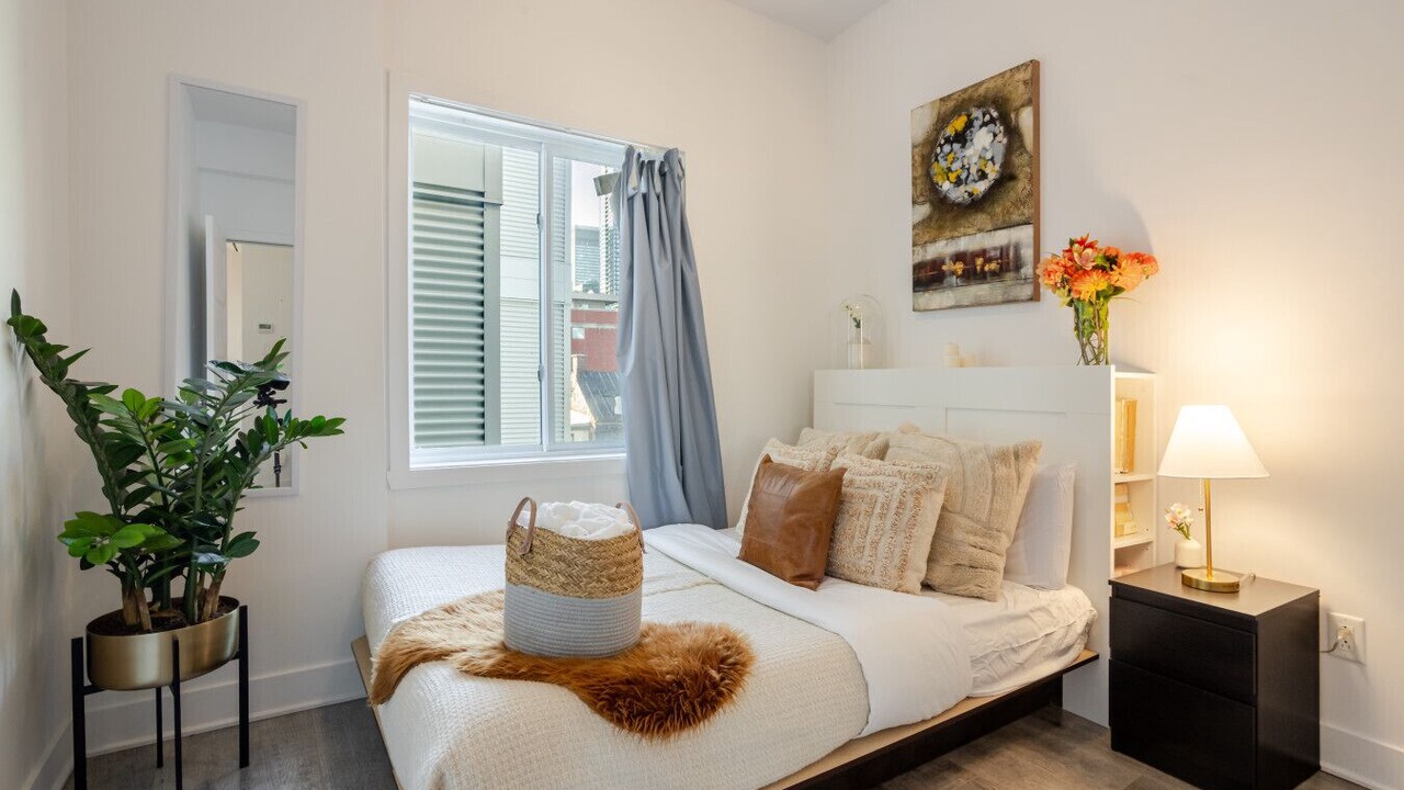 Photo of Bedroom in Griffintown