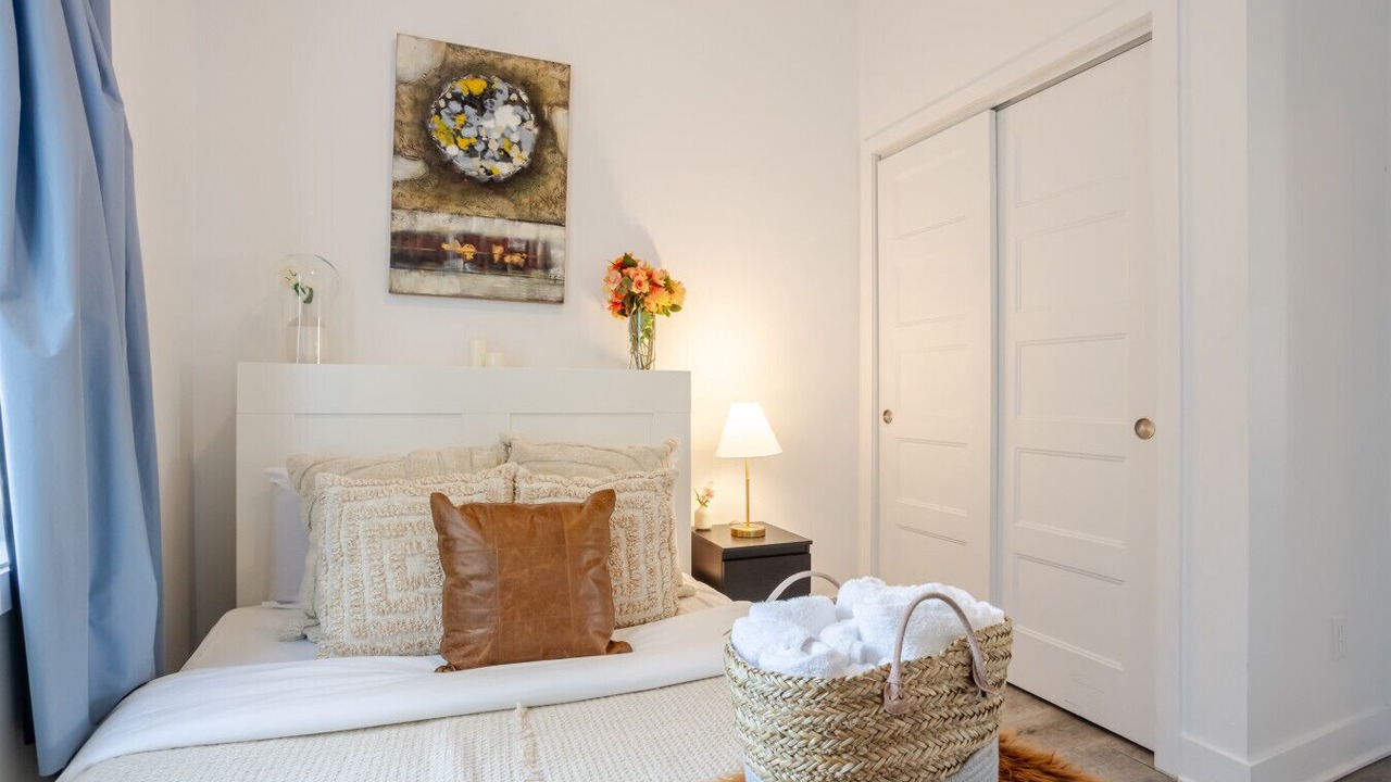 Photo of Bedroom in Griffintown