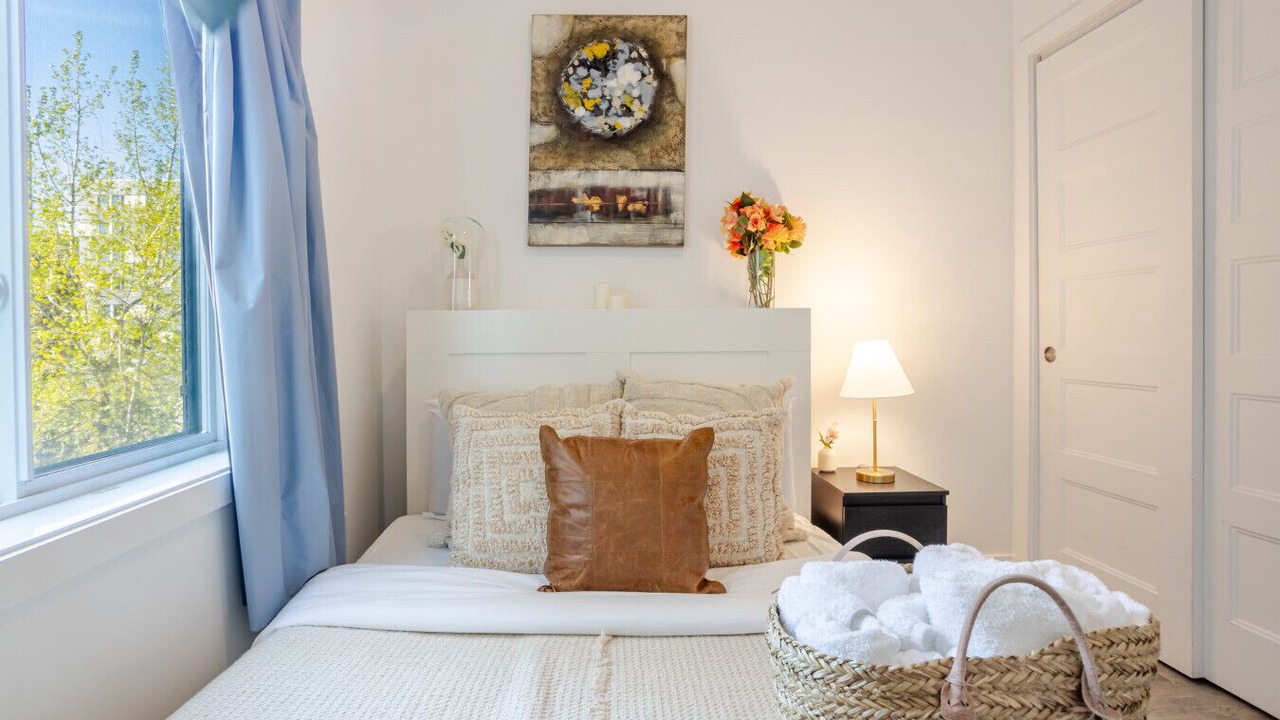 Photo of Bedroom in Griffintown