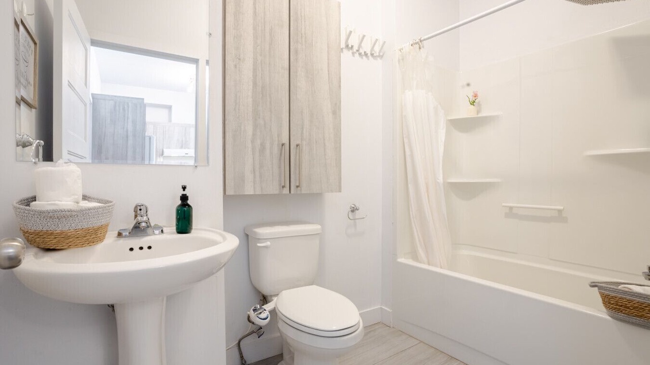 Photo of Bathroom in Griffintown