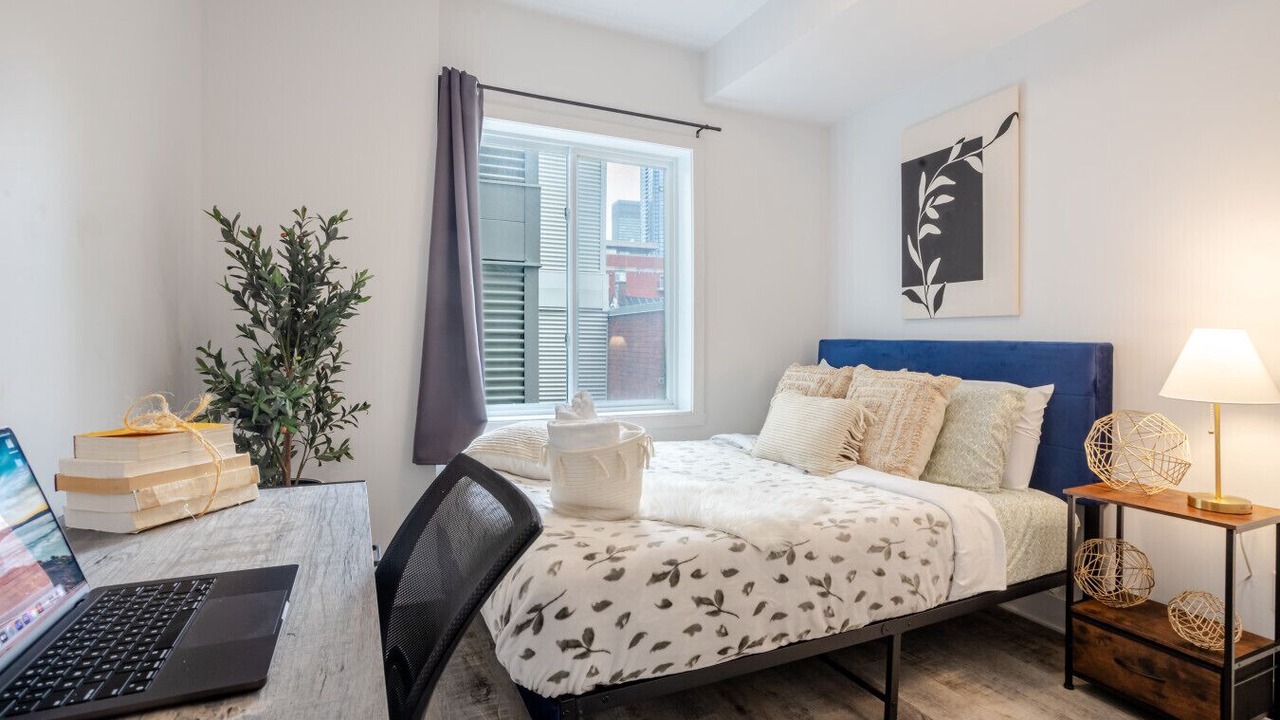 Photo of Bedroom in Pointe-Saint-Charles