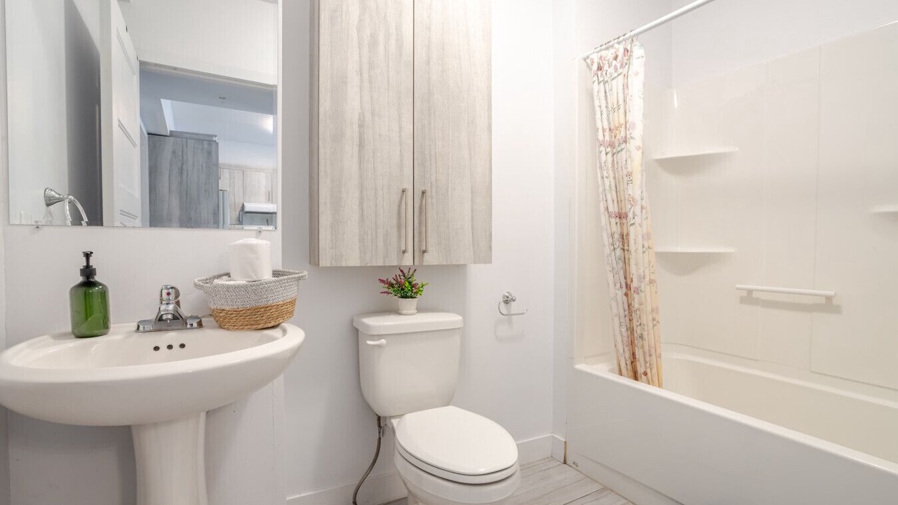 Photo of Bathroom in Pointe-Saint-Charles