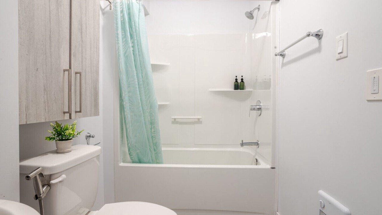 Photo of Bathroom in Griffintown