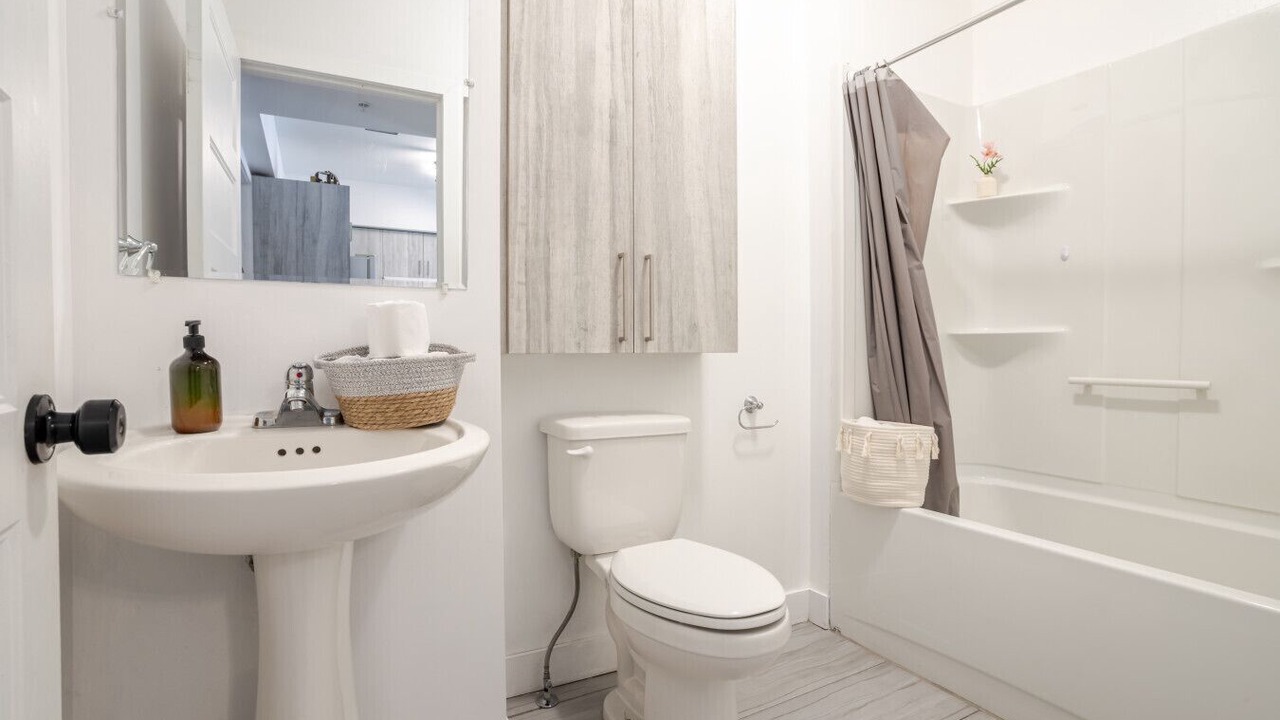 Photo of Bathroom in Griffintown