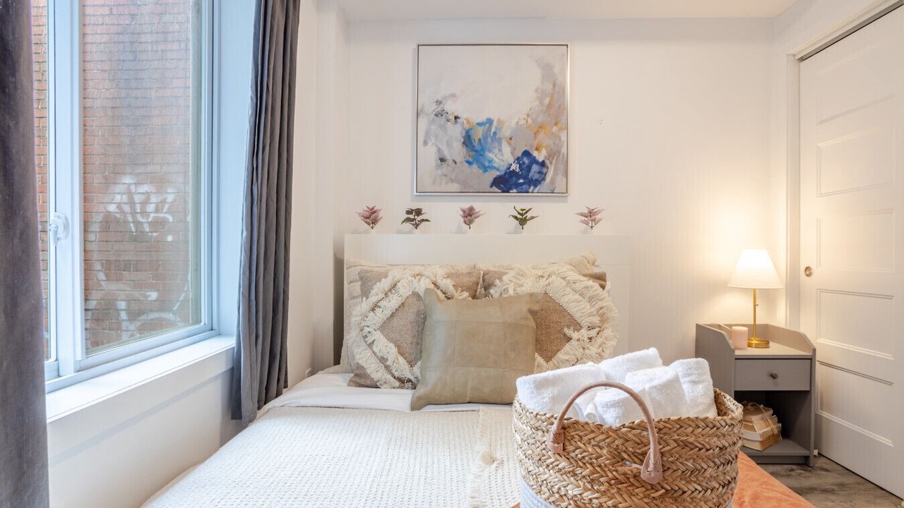Photo of Bedroom in Griffintown