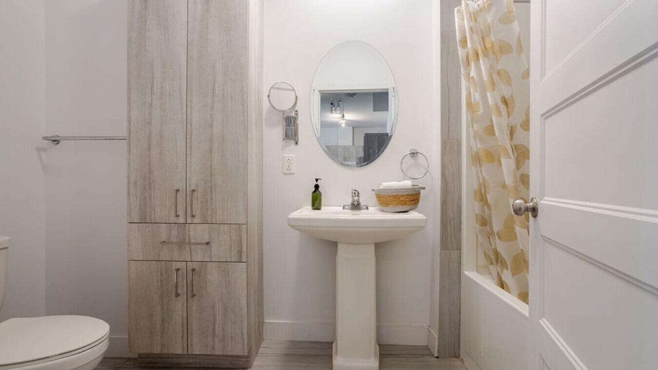 Photo of Bathroom in Griffintown