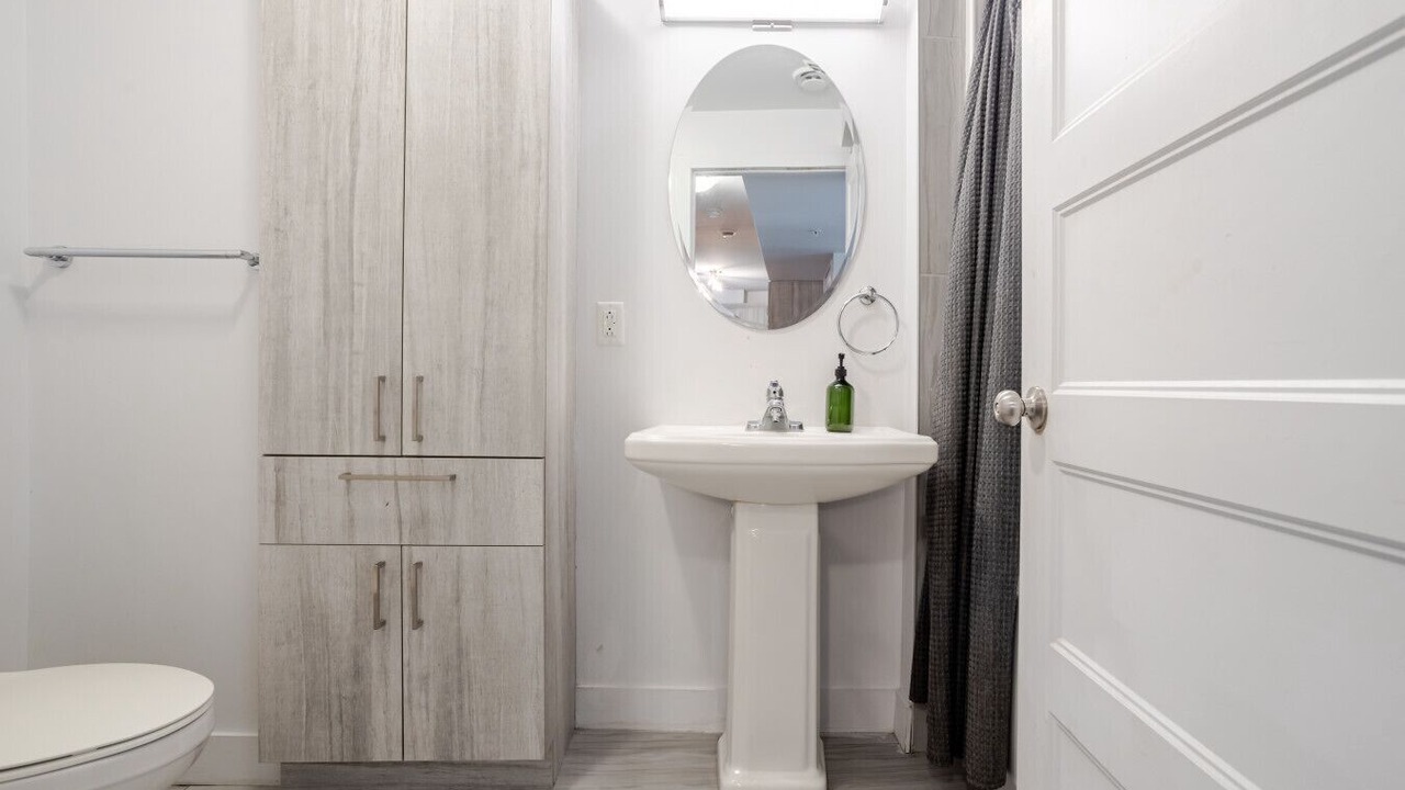 Photo of Bathroom in Griffintown