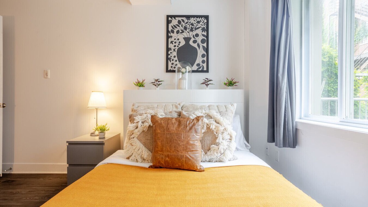 Photo of Bedroom in Griffintown