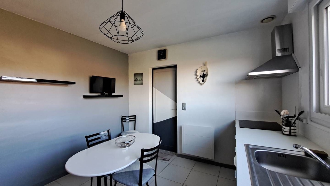 Photo of Kitchen in Lit-et-Mixe