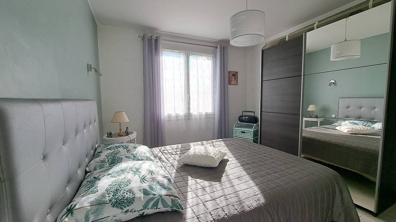 Photo of Bedroom in Lit-et-Mixe