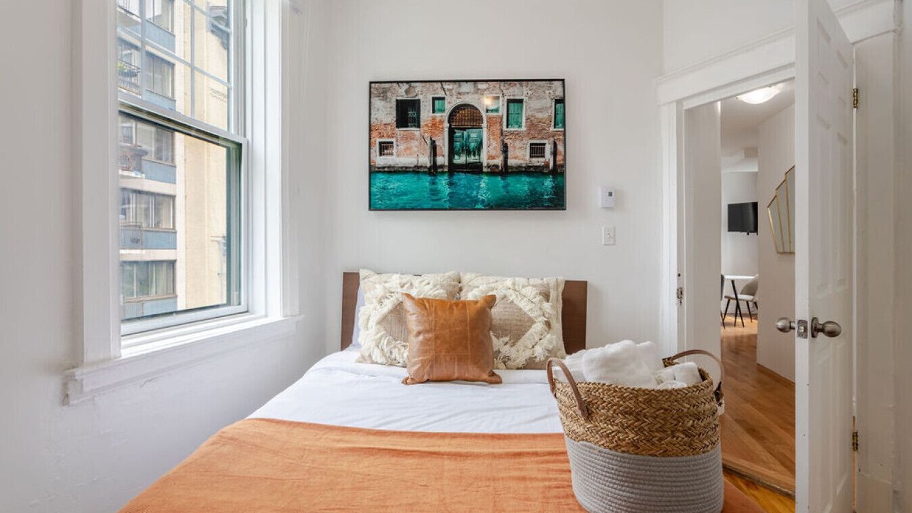Photo of Bedroom in Shaughnessy Village