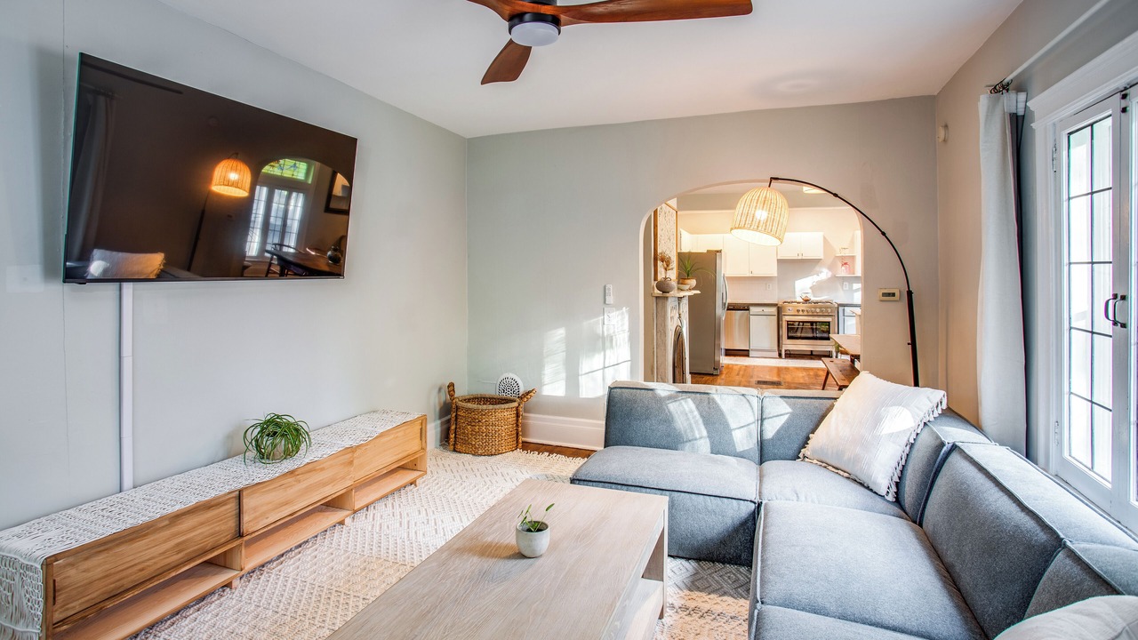 Photo of Livingroom in Rochester