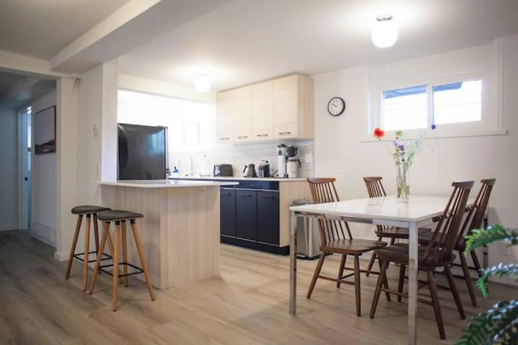 Photo of Others in Ballard