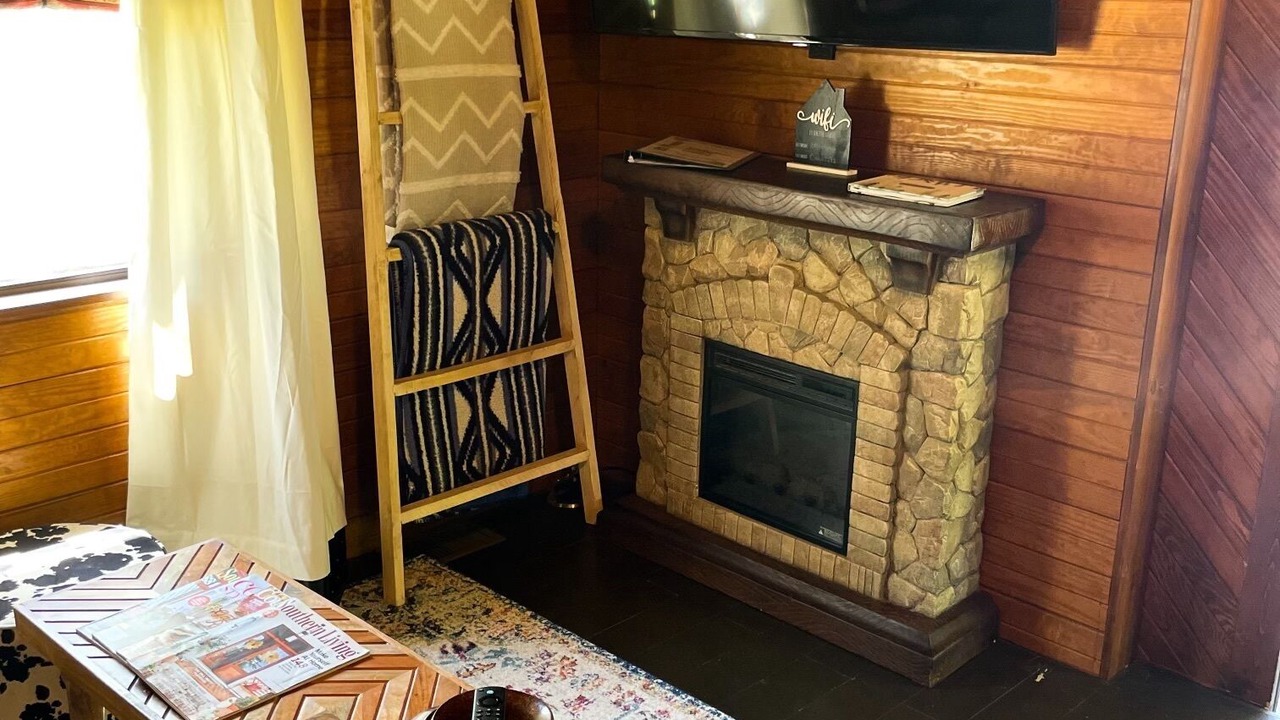 Photo of Livingroom in Waycross