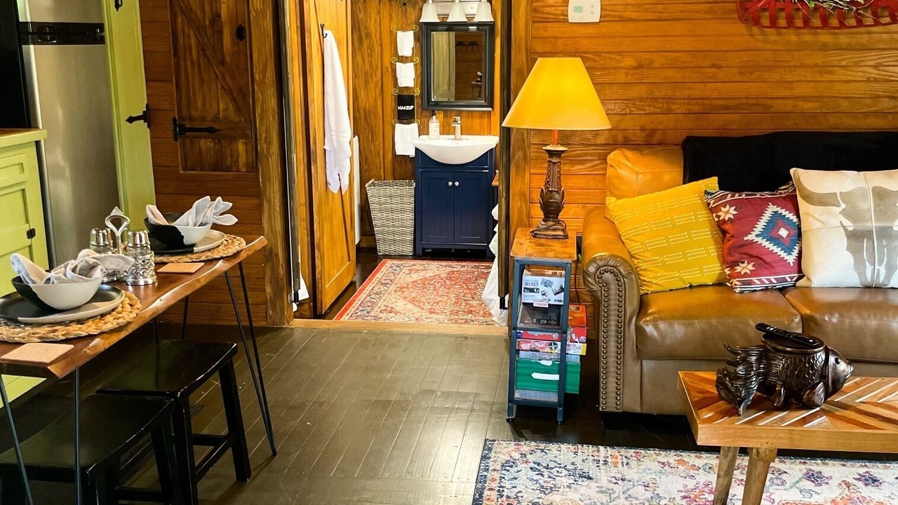 Photo of Livingroom in Waycross