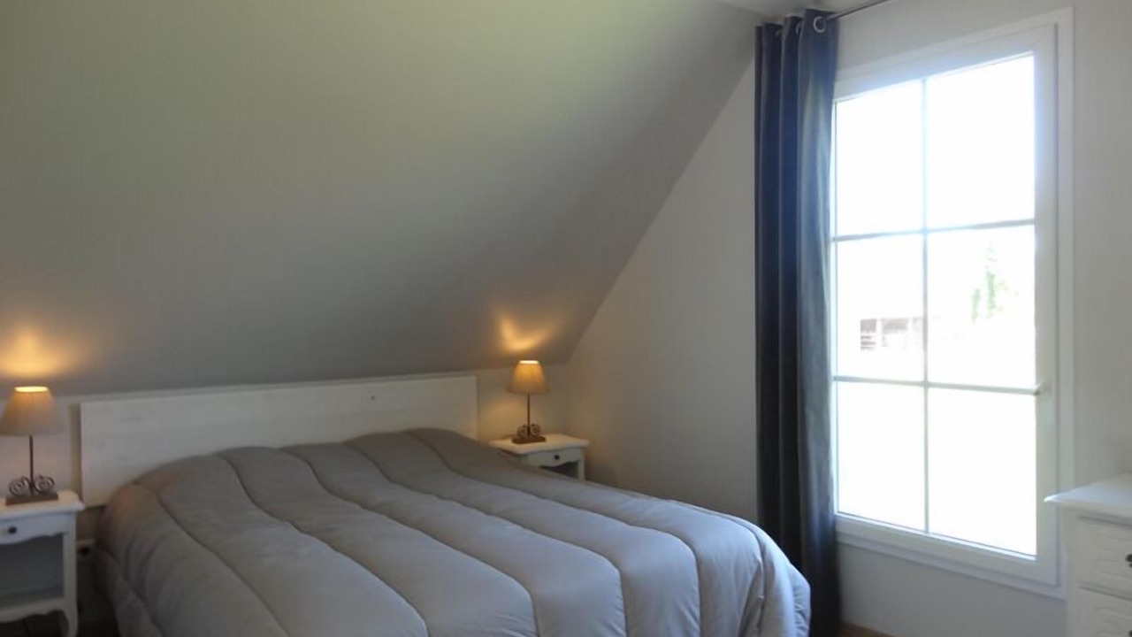 Photo of Bedroom in Paluel