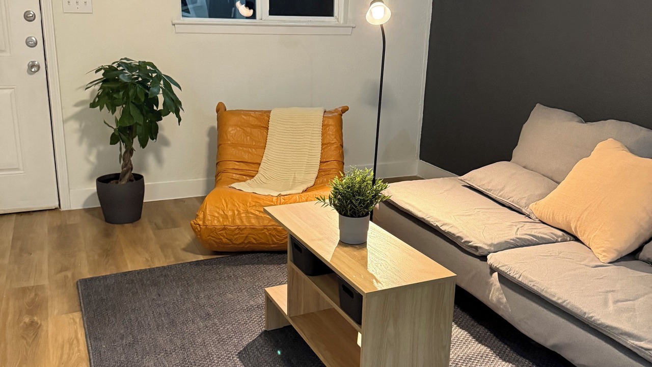 Photo of Livingroom in University Hills