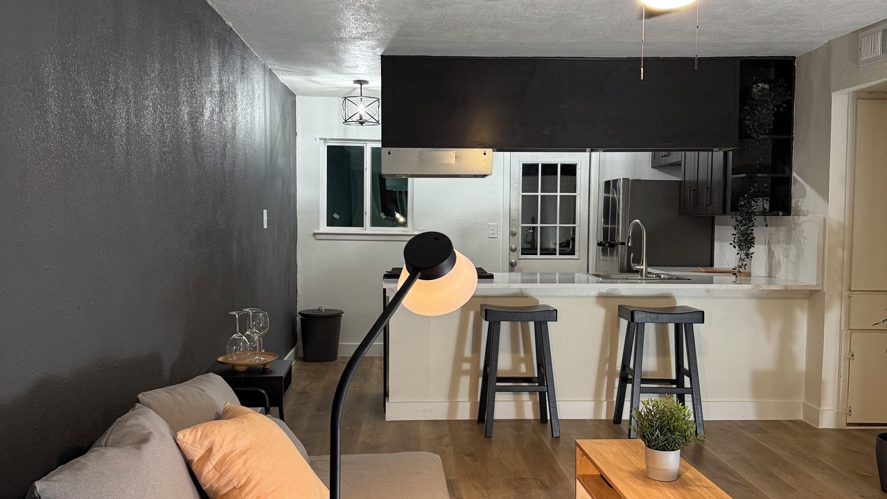 Photo of Livingroom in University Hills