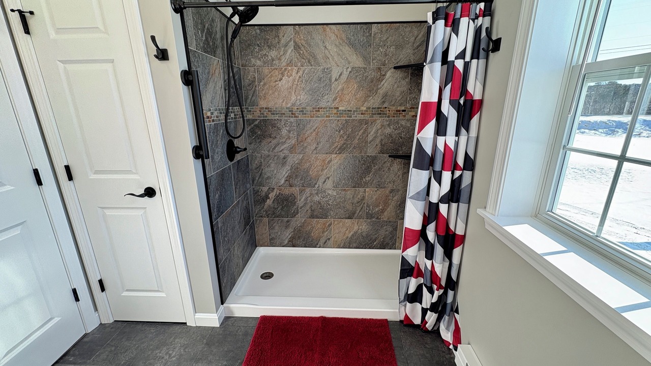 Photo of Bathroom in Linneus