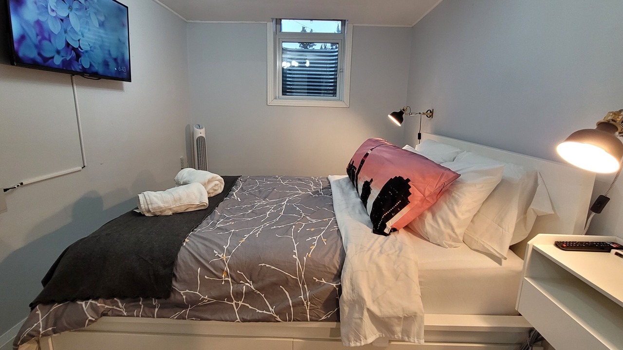 Photo of Bedroom in Bramalea