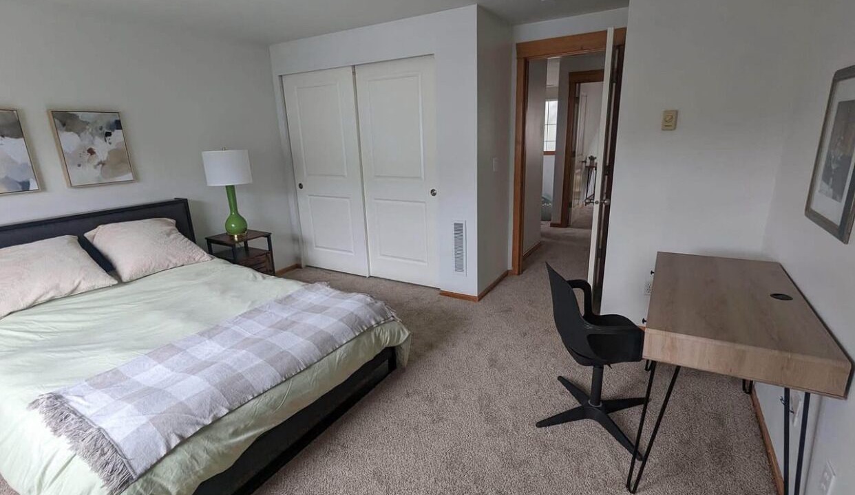 Photo of Bedroom in Squire Park