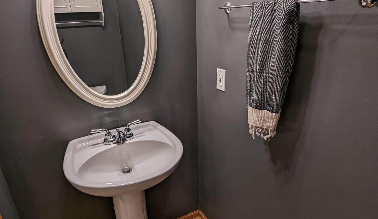 Photo of Bathroom in Squire Park