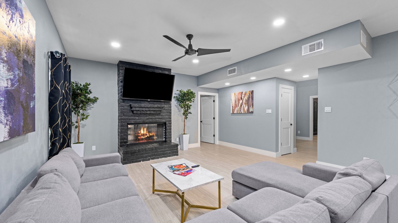 Photo of Livingroom in Houston