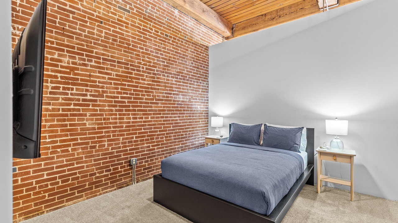 Photo of Bedroom in Downtown West