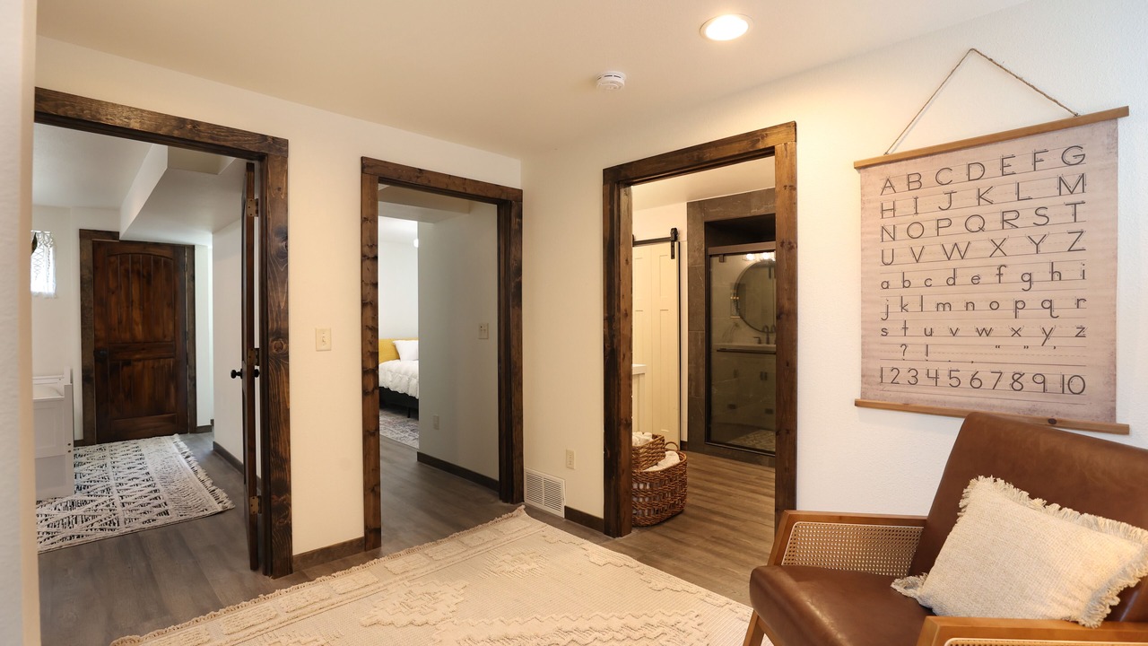 Photo of Bedroom in Summit Lake