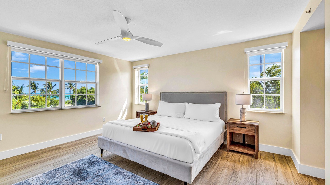 Photo of Bedroom in Islamorada