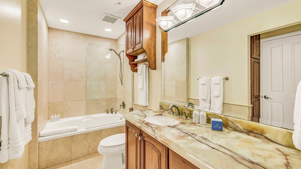 Photo of Bathroom in Islamorada
