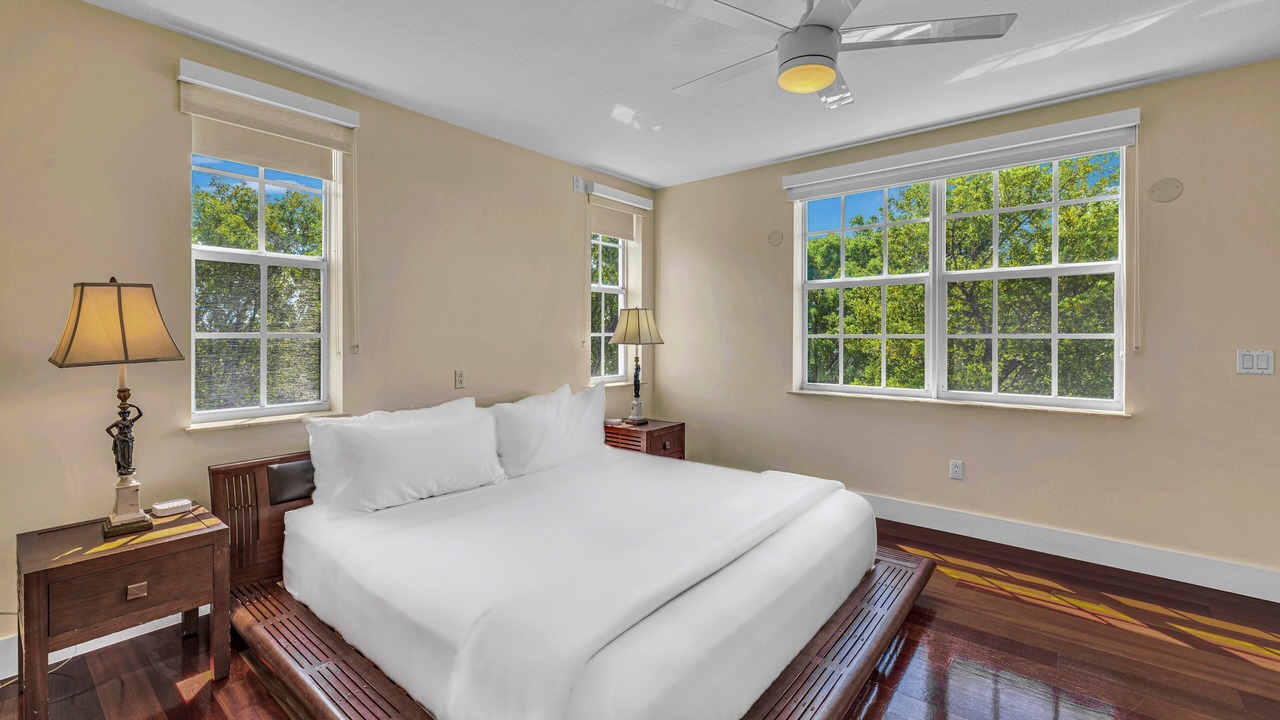 Photo of Bedroom in Islamorada