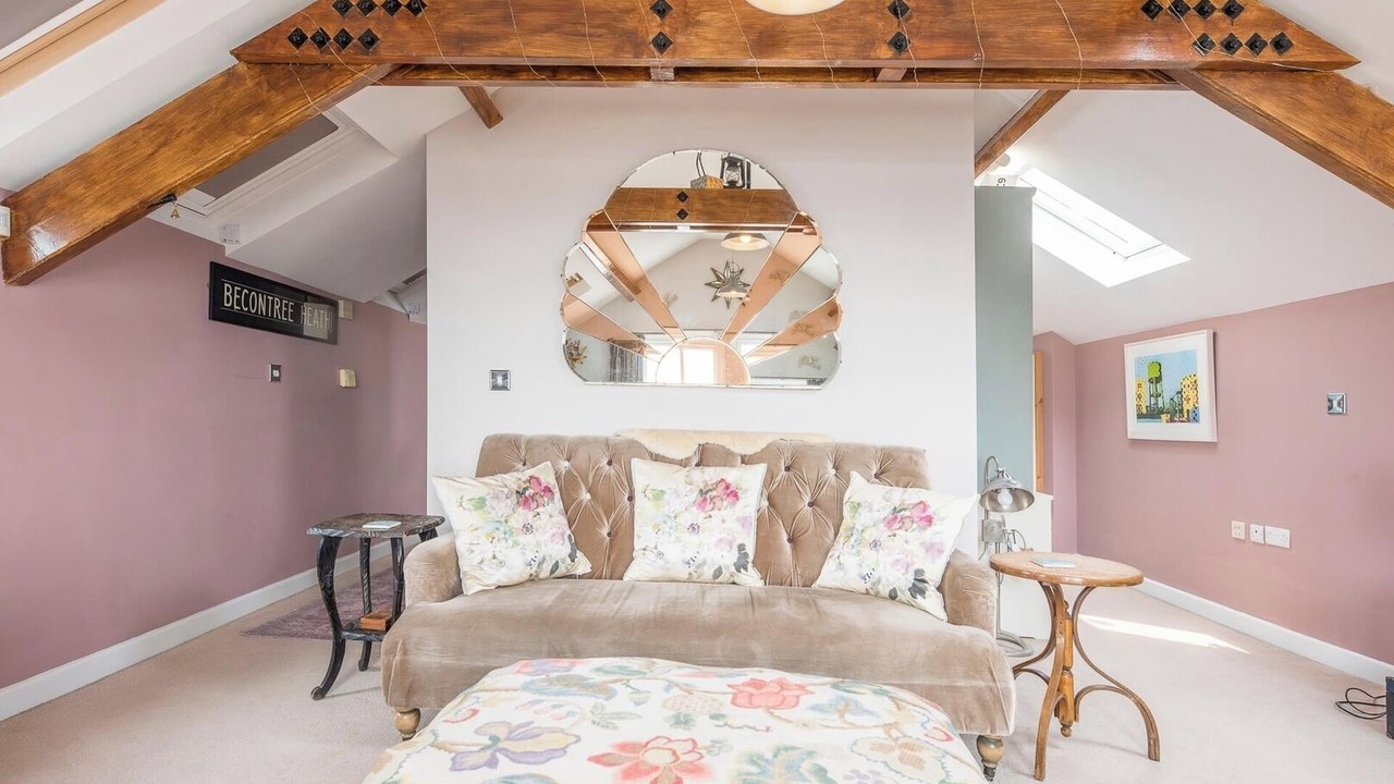 Photo of Livingroom in Lowestoft