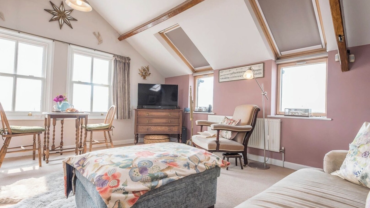 Photo of Livingroom in Lowestoft