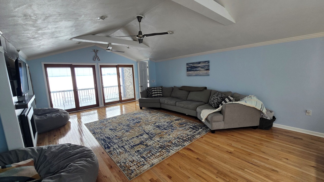 Photo of Livingroom in Bayberry