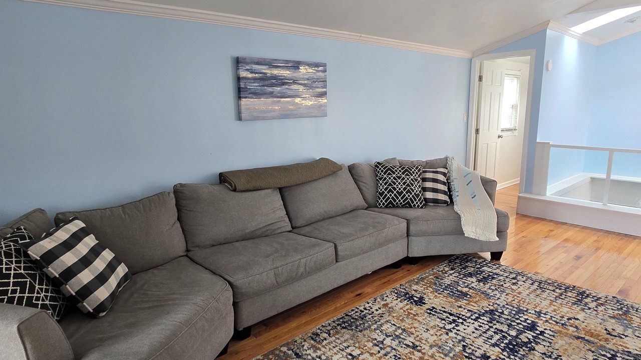 Photo of Livingroom in Bayberry