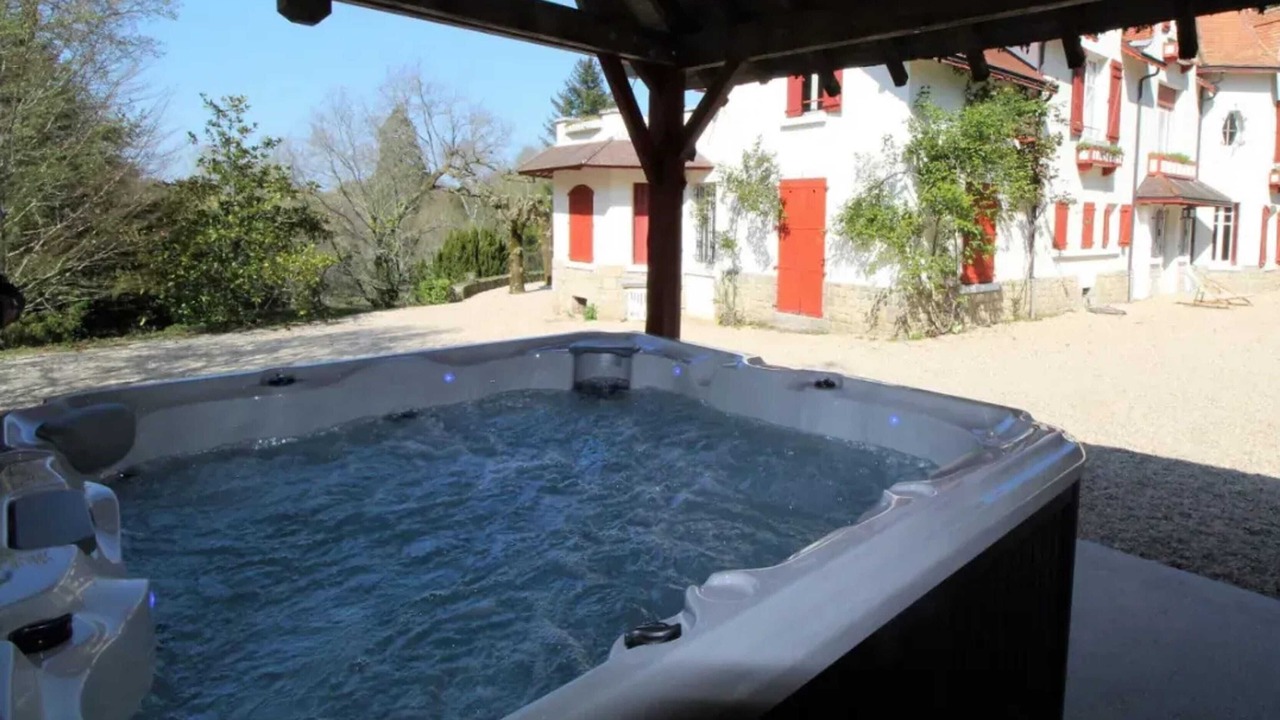 Photo of Others in Saint-Gence