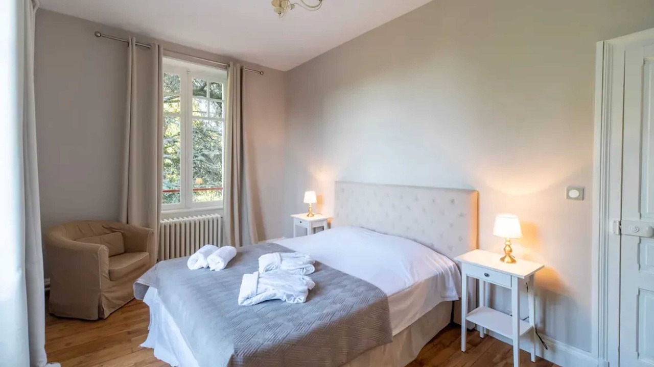 Photo of Others in Saint-Gence