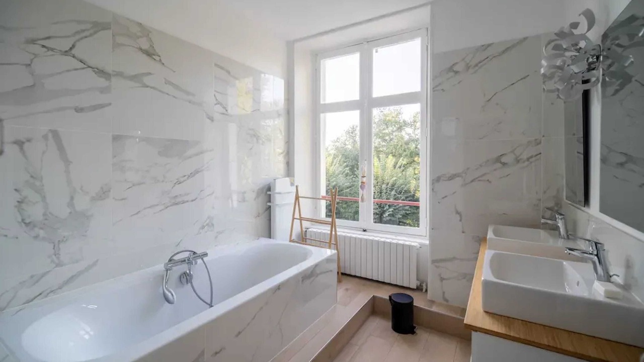 Photo of Bathroom in Saint-Gence