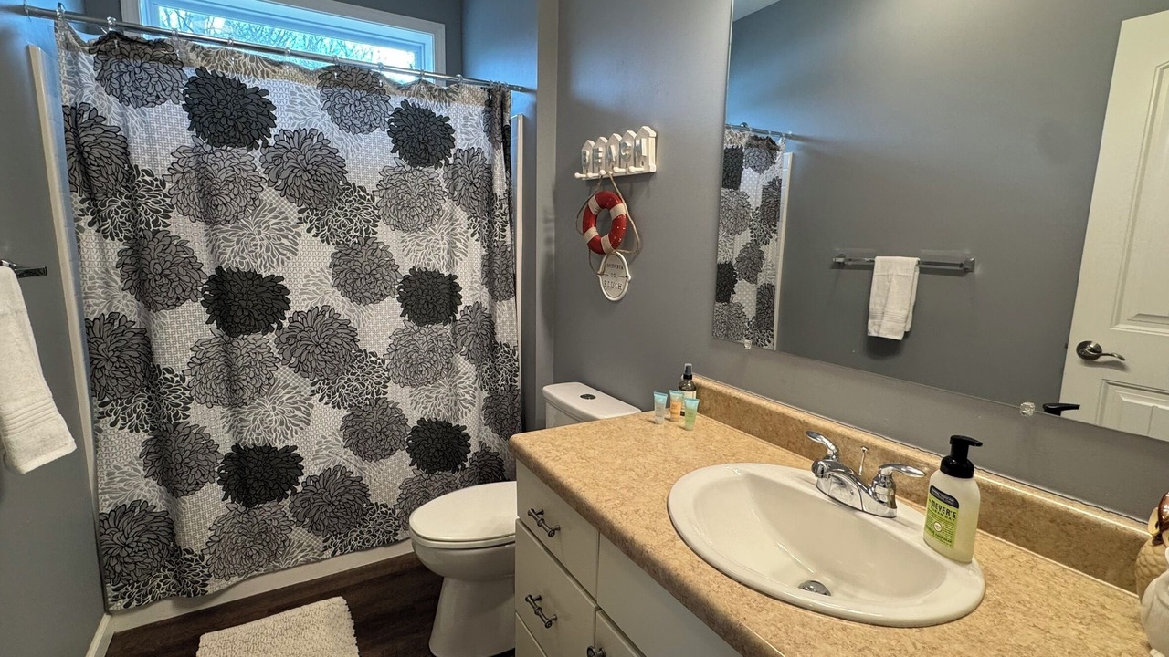 Photo of Bathroom in Union Pier