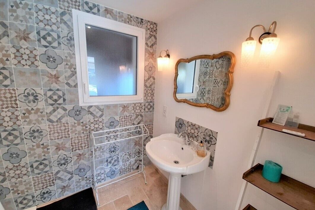 Photo of Bathroom in Herm