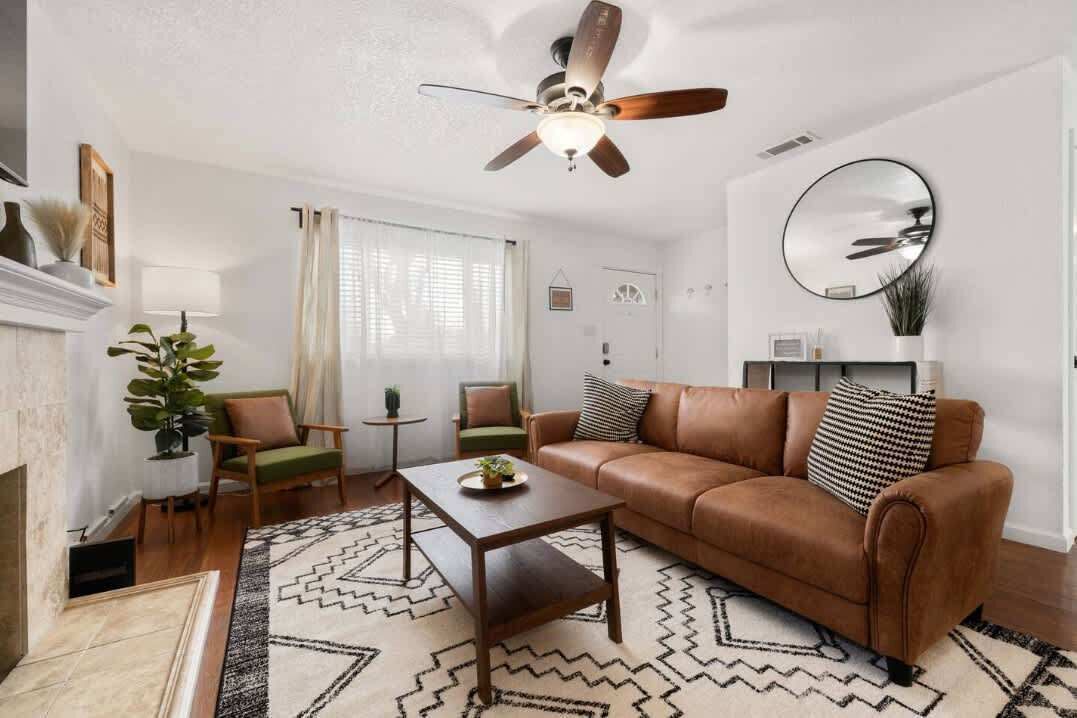 Photo of Livingroom in Rancho Cordova