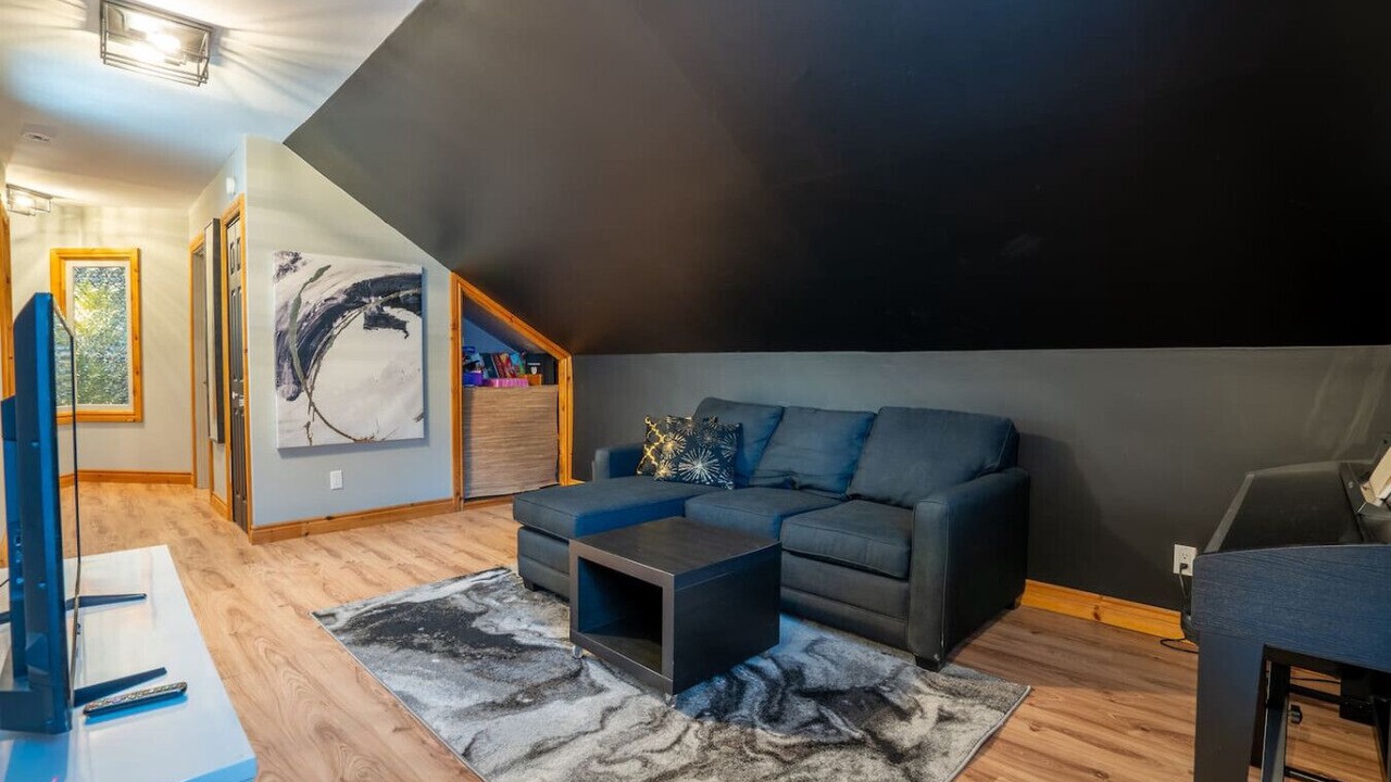 Photo of Livingroom in Sainte-Emelie