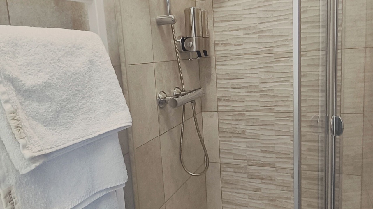 Photo of Bathroom in Mercurey